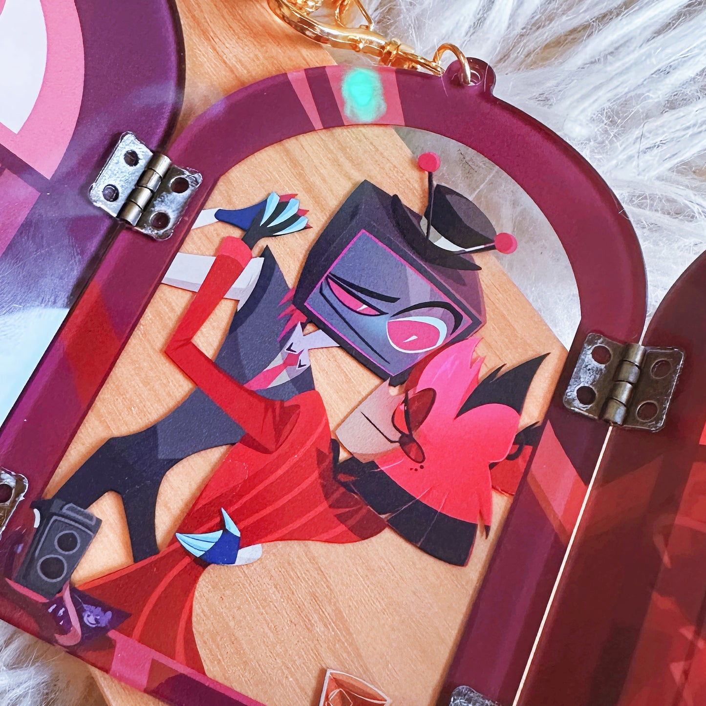(PREORDER) Radiostatic Window charm